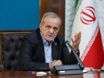 پزشکیان: وحدت کشورهای اسلامی عامل کاهش مداخله‌های فرامنطقه‌ای است
