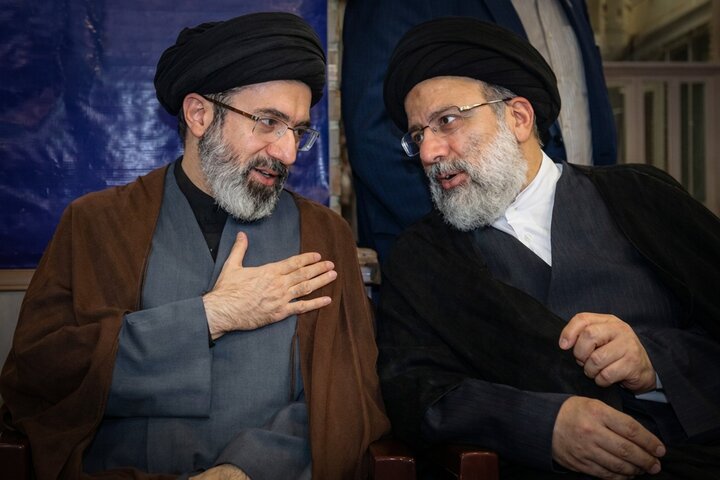 پیام رهبر انقلاب بهمناسبت سالگرد شهادت آیتالله رئیسی منتشر میشود