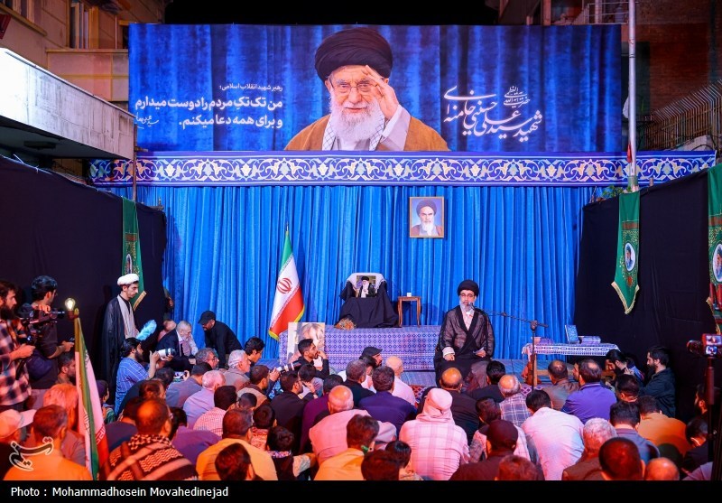 آیت‌الله سید علی خامنه‌ای , کتاب , 