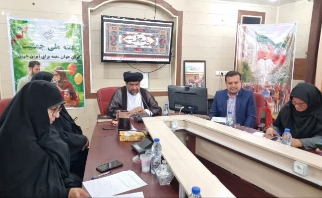 امام جمعه گناوه: اصلاح سبک زندگی و فرهنگ‌سازی کلید حل بحران جمعیت است