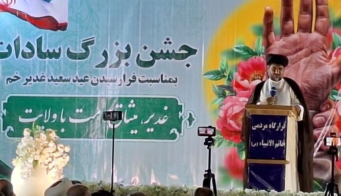 امام جمعه گناوه: غدیر نقطه اتصال رسالت و امامت است