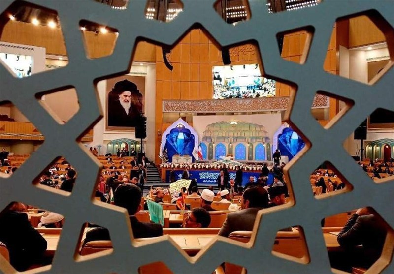 ببینید|استقبال رکوردشکن 67 هزار نفر از بزرگترین رقابت قرآنی کشور