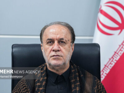 حاجی‌بابایی: تنگه هرمز و غنی‌سازی اورانیوم حق مسلم ملت ایران است