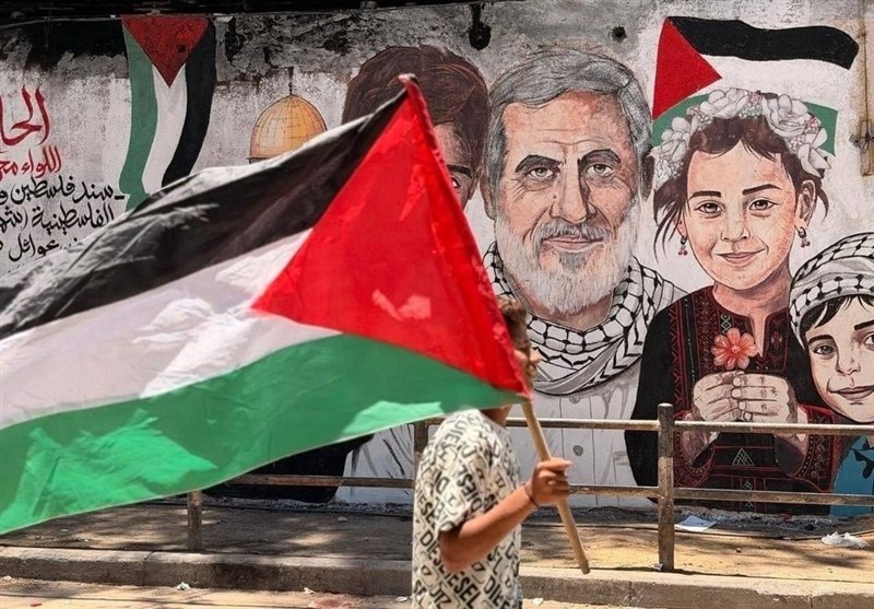 دیوارنوشتههایی در فلسطین به یاد «حاج رمضان»