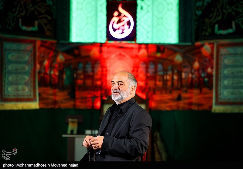 روایت نریمان پناهی از یک روضه خصوصی؛ گریه «رهبر شهید» بند نمیآمد مداحی , هیئت , ماه محرم , شهید , اهل بیت , شهید امام خامنه ای (ره) , حسینیه تسنیم ,