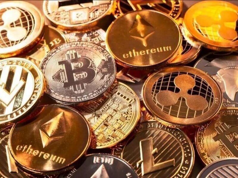 سقوط قیمت بیت‌کوین / بزرگ‌ترین ارز دیجیتال به زیر ۶۳ هزار دلار رسید