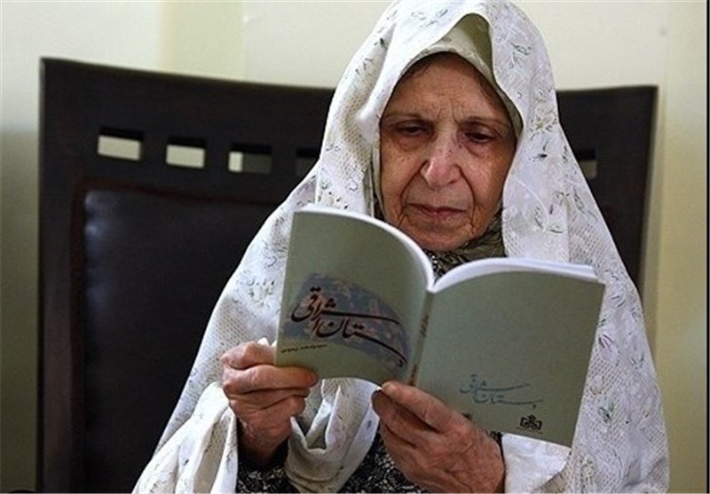 سیمین‌دخت وحیدی درگذشت