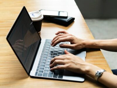 مذاکره با دستگاه‌ها برای توسعه صادرات محصولات فریلنسرها