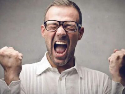 هیجان چیست؟ تعریف علمی، ساختار، انواع و اهمیت آن برای روانشناسان و درمانگران