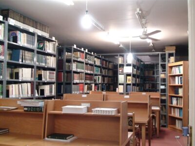 کتابخانه علامه محمدرضا جعفری؛ غنیترین منبع پژوهشی در معارف اسلامی