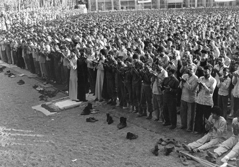 «آقای شهید ایران» به روایت تصاویر و حافظه ملی بدرقه آقای شهید ایران , تشییع آیتاللهالعظمی سید علی خامنهای , تشییع رهبر شهید , تشییع امام شهید , شهید امنیت ,