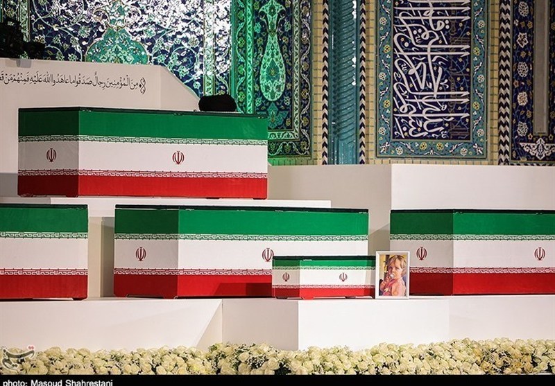 ابلاغ پیام ماناى شکستناپذیرى ایران به جهان
