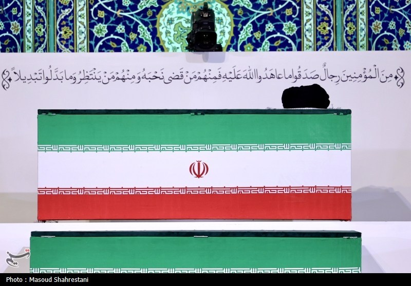 الا سیدعلی خامنهای! که اکنون در جوار بوترابی