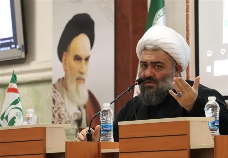 سوگواران رهبر شهید در 1700 مسجد تهران اسکان داده میشوند