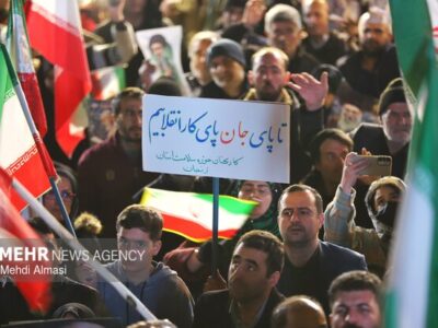 صد و چهل و دومین شب حضور عزتمندانه زنجانیها در میدان