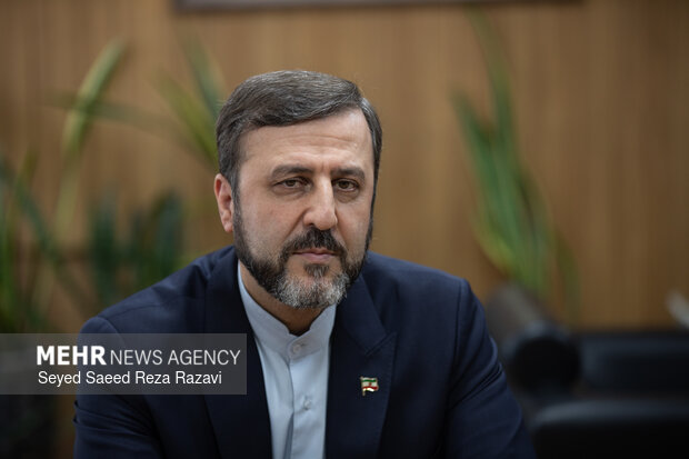 غریبآبادی: امارات باید پاسخگو باشد