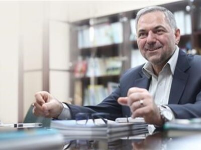 مدرسه از محور کتاب به محور برنامه درسی حرکت می‌کند