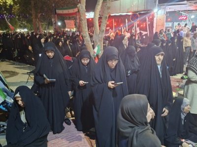اقامه نماز استغاثه به امام زمان (عج) در مشهد