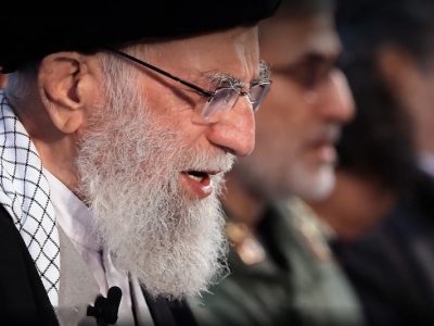 اینفوگرافیک|آیا گریه بر امام حسین (ع) نماز را باطل میکند؟