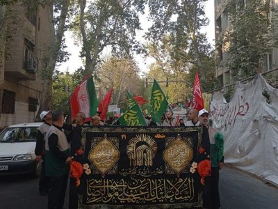 تهران در سوگ شمس‌الشموس؛ حرکت دسته‌های عزاداری به سمت بیت رهبر شهید