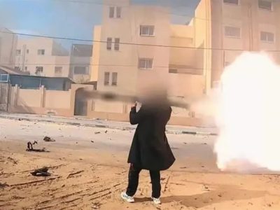 خیابان‌های غزه زیر پای «زورو»/معمای مرد پالتوپوش آشکار شد