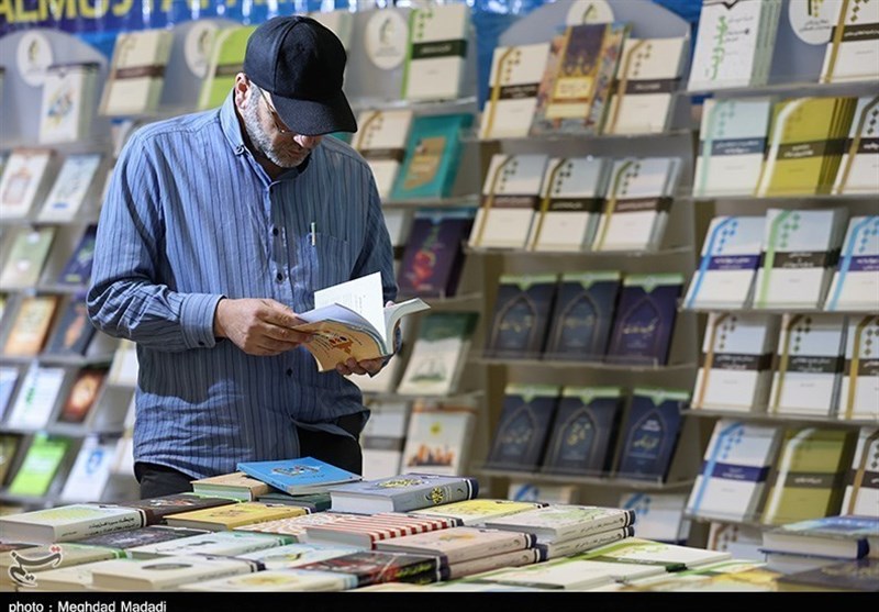 فرصت بیشتر برای «یک تجربه تاریک»؛ نمایشگاه کتاب تاریخ معاصر تمدید شد
