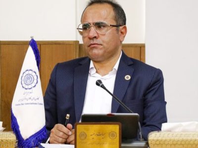 کیانی: موافقان قانون تسهیل «امضاهای طلایی» را حذف کنند