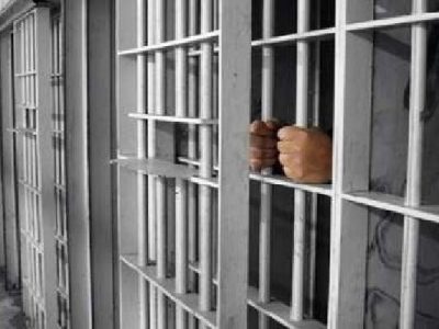 انتقال زندان‌های کشور به خارج از بافت‌شهری در دست پیگیری است