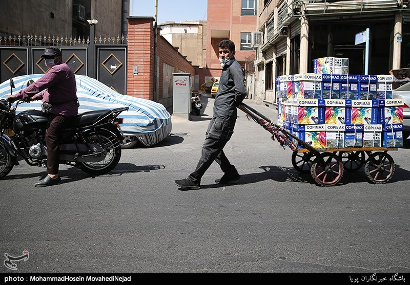 حباب بر گلوی فرهنگ؛ وقتی کاغذ «کتاب» را به کالای لوکس تبدیل می‌کند
