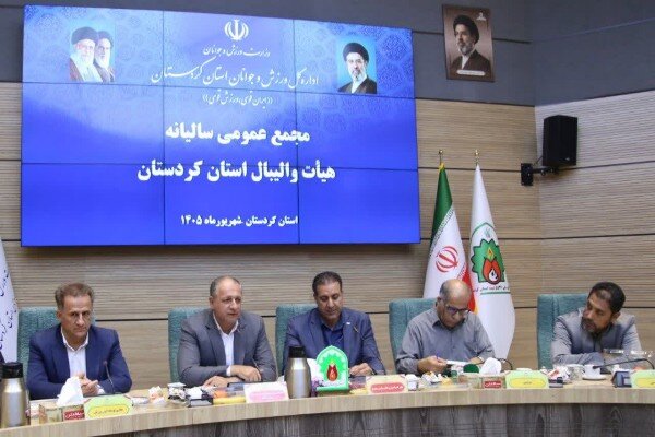 خاکی: والیبال کردستان ظرفیت درخشش در سطح ملی و بینالمللی را دارد