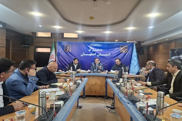 دادستان اصفهان:با کشت و توزیع محصولات کشاورزی غیربهداشتی برخورد میشود
