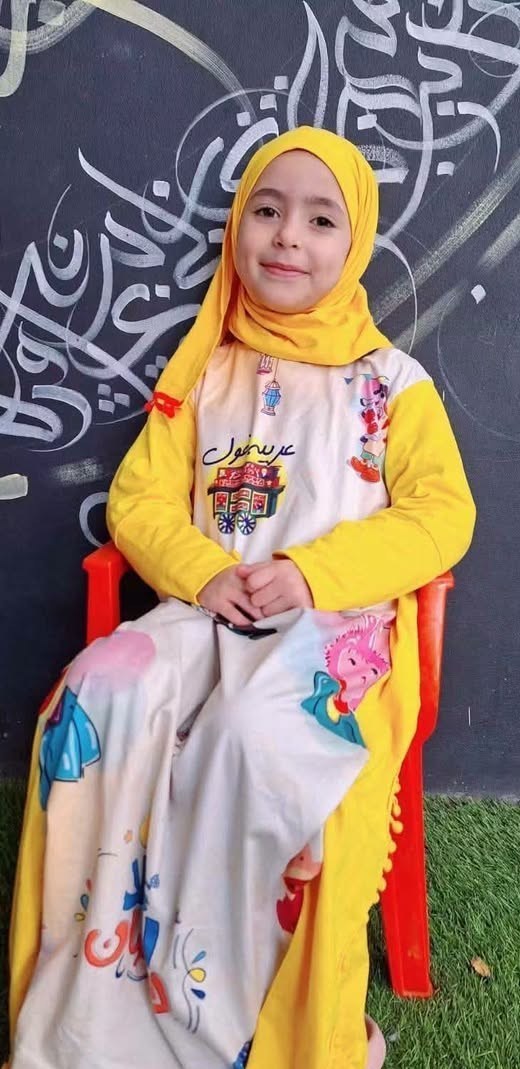 دختر 7ساله غزهای حافظ قرآن شد؛ پیوند قرآن و فلسطین ناگسستنی است کشور فلسطین , نوار غزه , کرانه باختری , رژیم صهیونیستی (اسرائیل) , قرآن , القرآن الکریم , خبرنگار , زندان ,