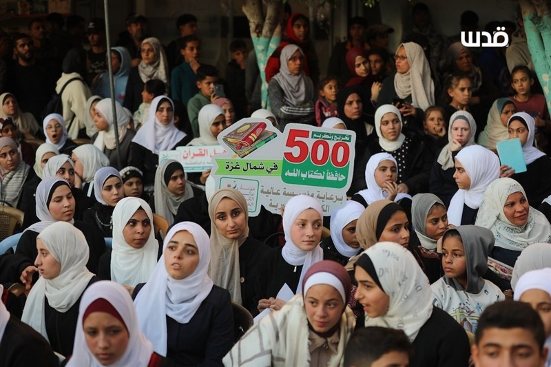 دختر 7ساله غزهای حافظ قرآن شد؛ پیوند قرآن و فلسطین ناگسستنی است کشور فلسطین , نوار غزه , کرانه باختری , رژیم صهیونیستی (اسرائیل) , قرآن , القرآن الکریم , خبرنگار , زندان ,