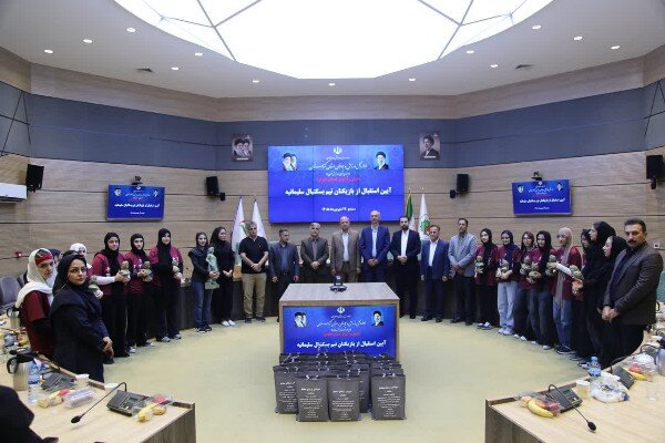 سجادی: ارتباط سنندج و سلیمانیه باید در میدان ورزش تقویت شود