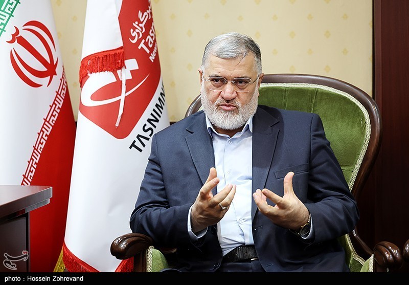معتمدیان: دستگاه‌های خدمات‌رسان حق قطع انشعابات مدارس را ندارند