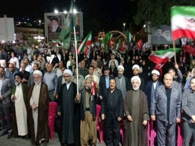 میدان آزادی سنندج قابی ماندگار از همدلی مردم در حمایت از نیروهای مسلح